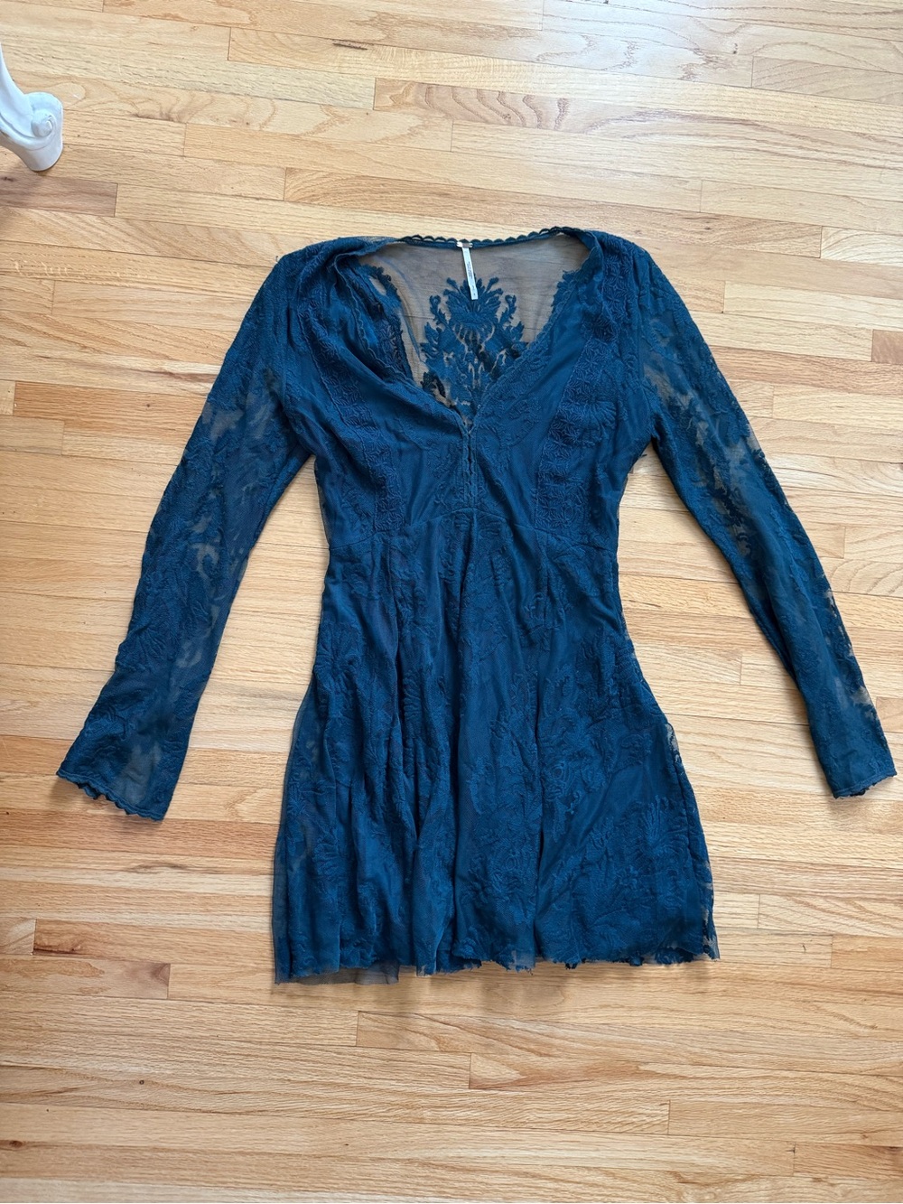 Free People Reign Over Me teal lace V-neck mini dress - size 6